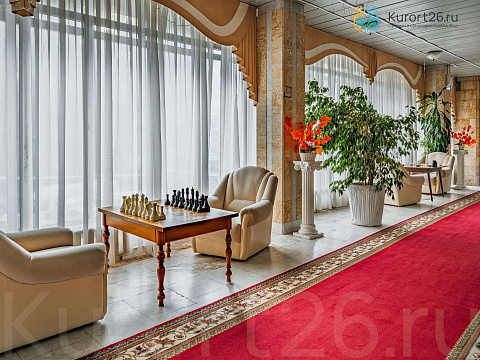 Санаторий «им. Димитрова» Кисловодск. Холл, шахматы Санаторий «им. Димитрова» Кисловодск. Холл, шахматы