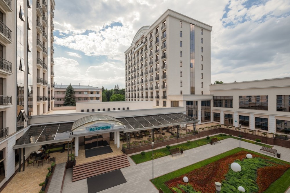 Акция «Весь май отдыхай!» в санатории «Источник», Ессентуки