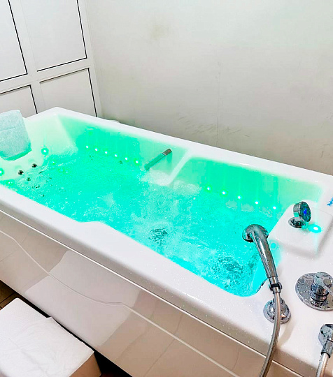  Санаторий «Тарханы», Пятигорск. Ванное отделение, жемчужные ванны