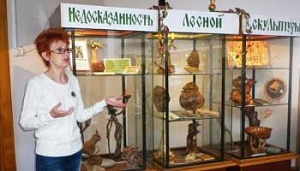 В Пятигорске заработала выставка «Недосказанность лесной скульптуры»