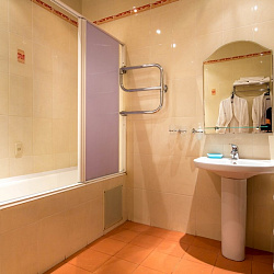  Санаторий «Москва», г. Ессентуки, Номер 1-й категории (1-но местный) "Улучшенный", ванная комната