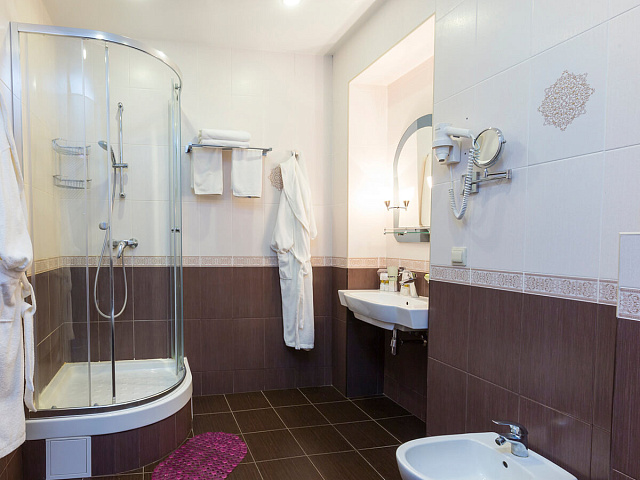 2-местный 2-комнатный номер «Люкс» 