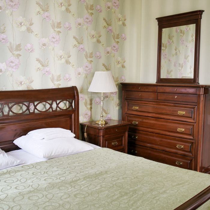  Санаторий «Нарзан» г. Кисловодск. Номер «Люкс», корпус №1 «Центральный». В этом номере отдыхал поэт В.В. Маяковский