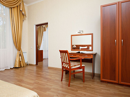 Санаторий «Шахтёр», г. Ессентуки. Корпус «Дача генерала Макарова», номера