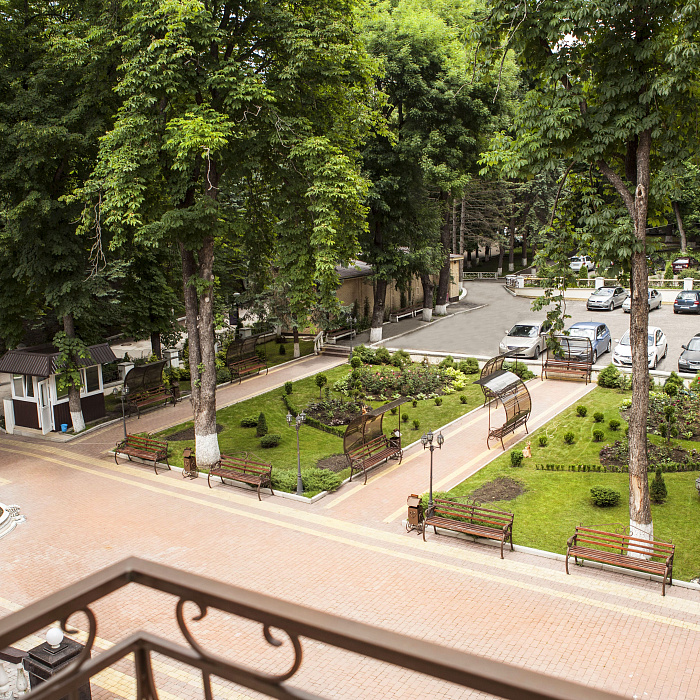  Санаторий «Белая дача» г. Кисловодск. Территория