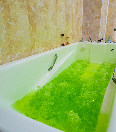  Санаторий «Плаза» г. Железноводск. Ванное отделение, хвойно-жемчужная ванна