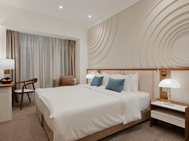 2-местный «Стандарт» с балконом (клубный этаж)