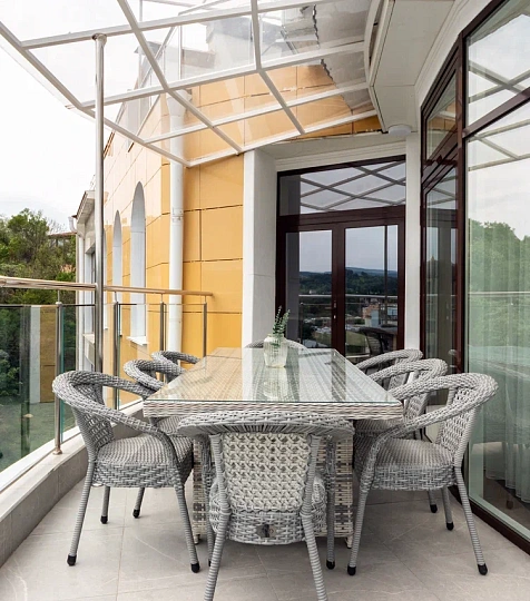  Cанаторий «Вернисаж» г. Кисловодск. Номер Пентхаус, выход на балкон