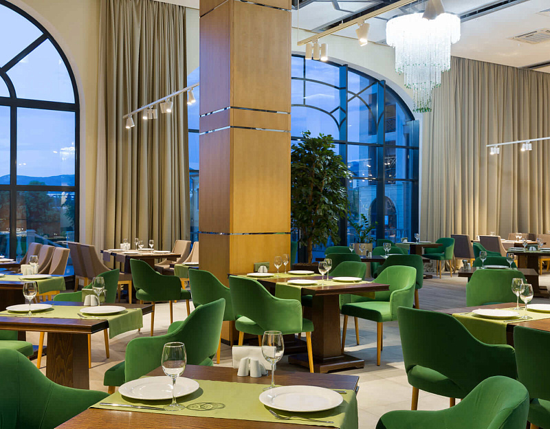  Спа-отель Green Resort Hotel & Spa г. Кисловодск. Ресторан Meals & Hills