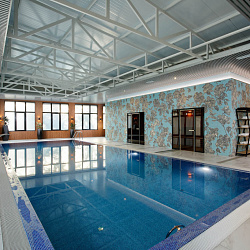  Оздоровительный комплекс «Затерянный рай у Машука» г. Пятигорск. Бассейн