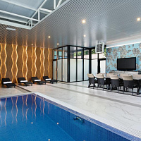 Крытый бассейн