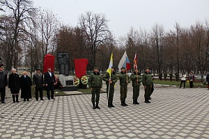 В Ессентуках появился памятник бойцам, погибшим при исполнении служебного долга