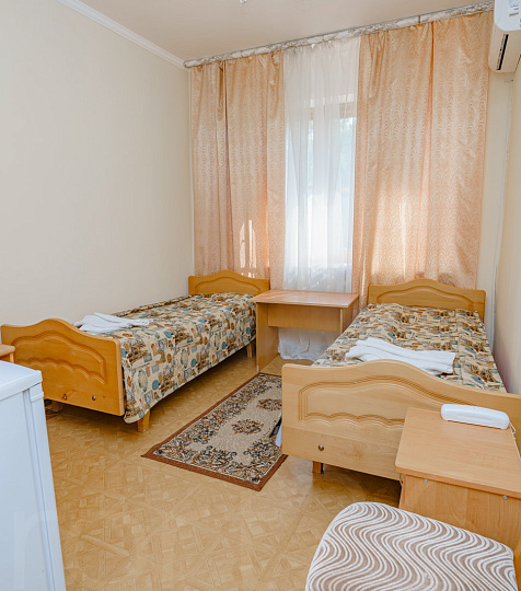 Пансионат с лечением «Геолог Казахстана», Железноводск. Двухместный номер Пансионат с лечением «Геолог Казахстана», Железноводск. Двухместный номер