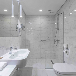  Санаторий "Майерведа" г. Кисловодск. Номер, ванная комната