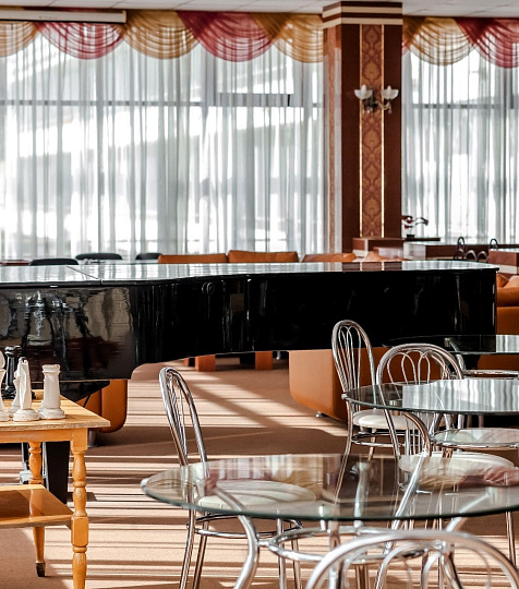  Санаторий «Россия» г. Ессентуки. Зал отдыха