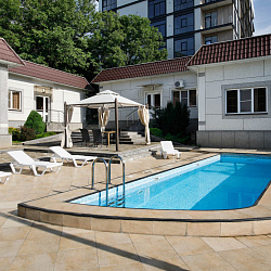  Оздоровительный комплекс «Затерянный рай у Машука», бассейн на улице