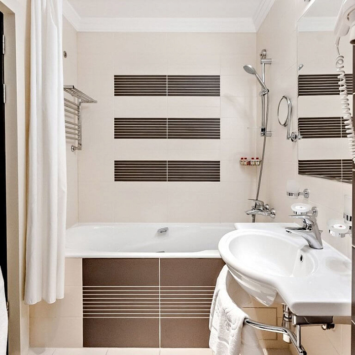  Санаторий «Заря», г. Кисловодск. Двухместный номер, ванная комната