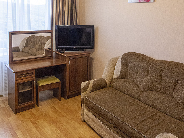 Санаторий «им. Эрнста Тельмана», Железноводск. 2-местный 2-комнатный номер 1 категории