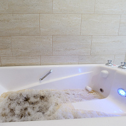  «Санаторий Источник» Ессентуки, ванное отделение, пенно-солодковые ванны