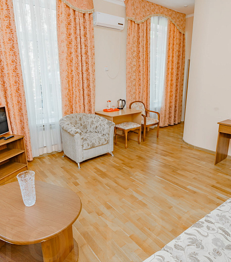  Детский санаторий "Салют" г. Железноводск, двухместный номер