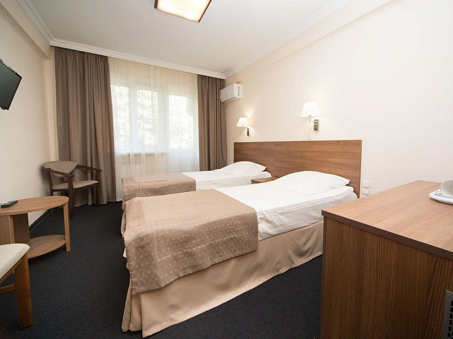 Санаторий «Эльбрус», Железноводск. 2-местный номер 1 категории