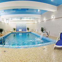 Крытый бассейн