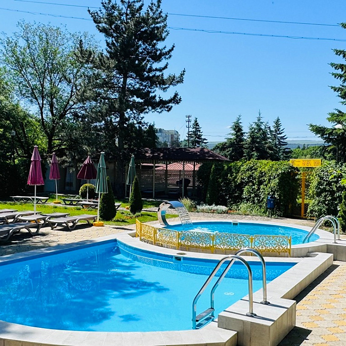  Санаторий «Кругозор» г. Кисловодск. Открытый бассейн