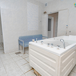  Пансионат с лечением «Геолог Казахстана», Железноводск. Ванное отделение