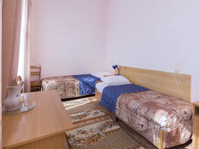 Санаторий «Надежда», Ессентуки. 2-местный номер «Стандарт» без балкона