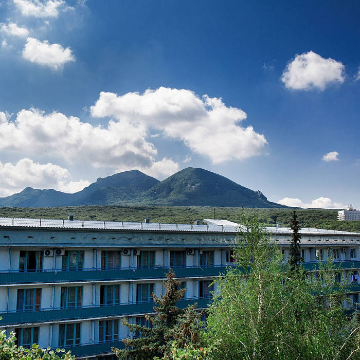  Санаторий «Эльбрус» Железноводск. Территория