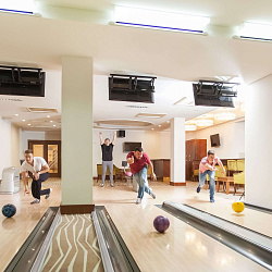  Санаторий «Дубовая Роща», г. Железноводск. Боулинг