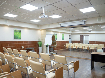 Спа-санаторий «Комильфо» г. Пятигорск. Конференц-зал Спа-санаторий «Комильфо» г. Пятигорск. Конференц-зал