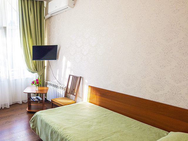 Санаторий «им. Анджиевского», Ессентуки. 1-местный улучшенный номер 1 категории, корпус 1