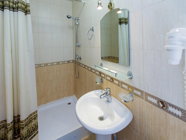 Санаторий «Руно», г. Пятигорск, номер 2-местный Стандарт (Основной Корпус), ванная комната