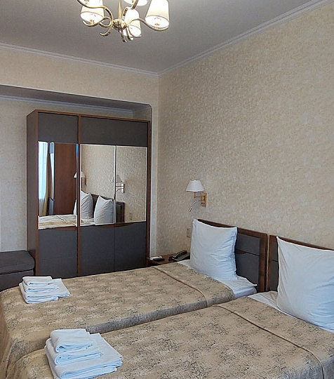  Санаторий «Москва», г. Ессентуки, номер 1-й категории (2х местный) "Эконом" с размещением двух человек