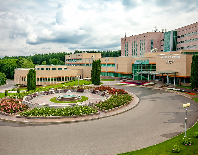 Санаторий «Заря», Кисловодск. Территория