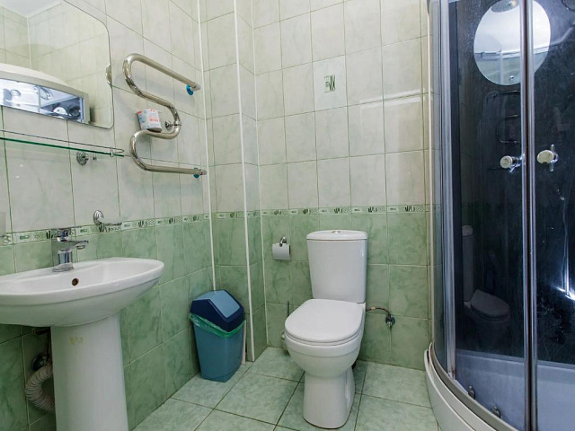 Санаторий «Руно», г. Пятигорск, номер 2-местный Эконом Стандарт (Основной Корпус), ванная комната