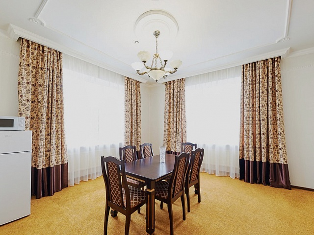 Пансионат «Империал», Кисловодск. 3-комнатный «Люкс»