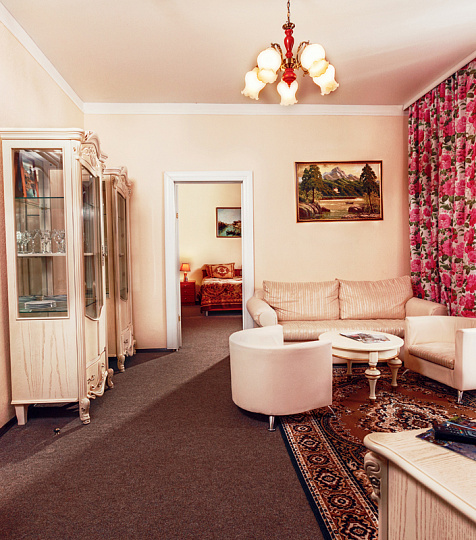  Пансионат Мечта, номер Люкс 3 комнатный с балконом