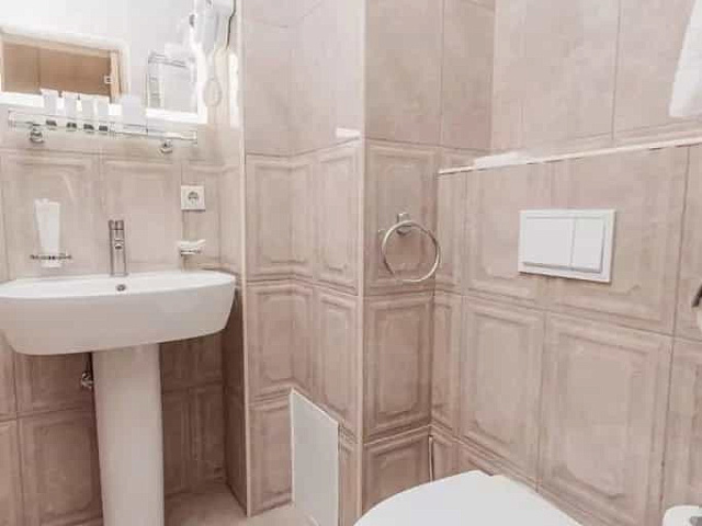 Двухкомнатный 2-местный «Люкс» , семейный (с балконом)