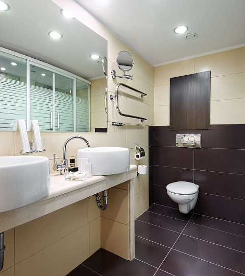  Санаторий «Плаза» г. Железноводск. Номер «Апартаменты президентские» , ванная комната