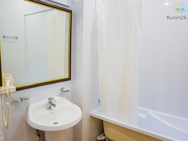 Санаторий «им. Г. К. Орджоникидзе», Кисловодск. 2-местный номер «Студия»