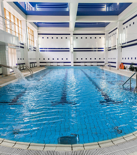  Центральный Военный санаторий г. Кисловодск. Бассейн