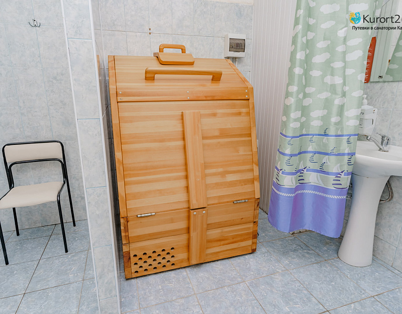 Железноводская Клиника НИИ Курортологии, кедровая бочка Железноводская Клиника НИИ Курортологии, кедровая бочка