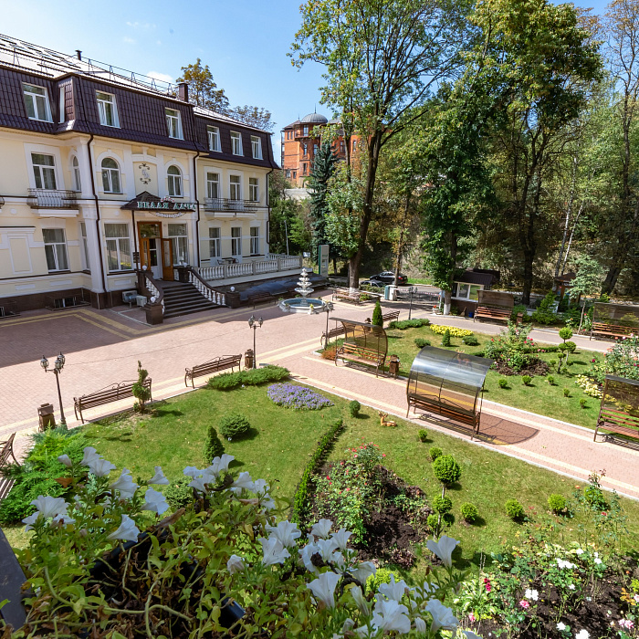  Санаторий «Белая дача» г. Кисловодск. Территория