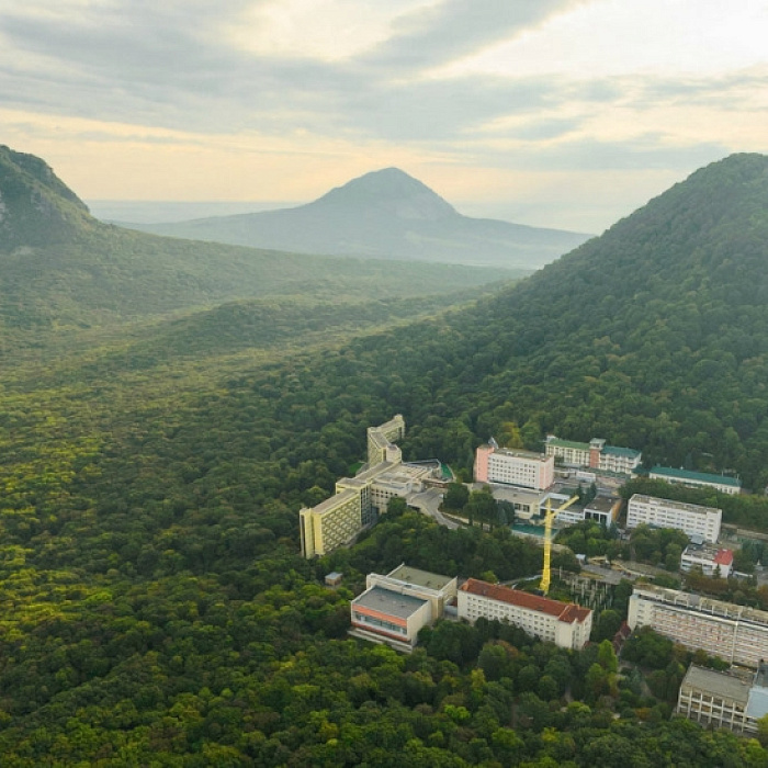  Санаторий «Горный Воздух», Железноводск. Вид на санаторий сверху