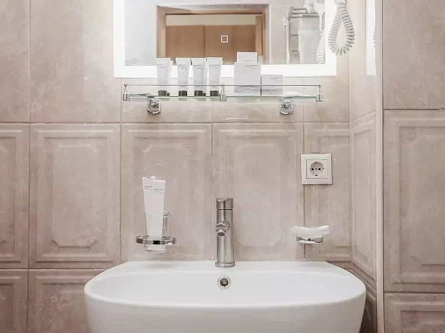 Двухкомнатный 2-местный «Люкс» , семейный (с балконом)