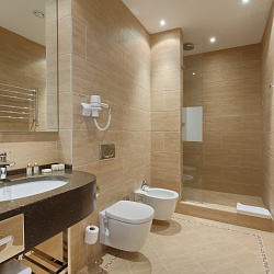  Санаторий «Машук Аква-Терм» Железноводск. Ванная комната в номере