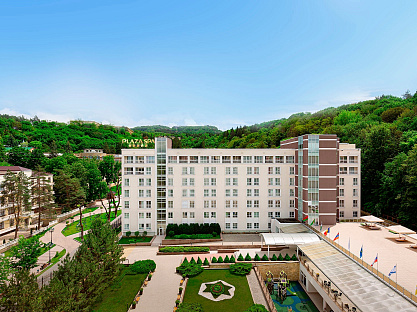 Санаторий «Плаза» г. Кисловодск. Территория Санаторий «Плаза» г. Кисловодск. Территория