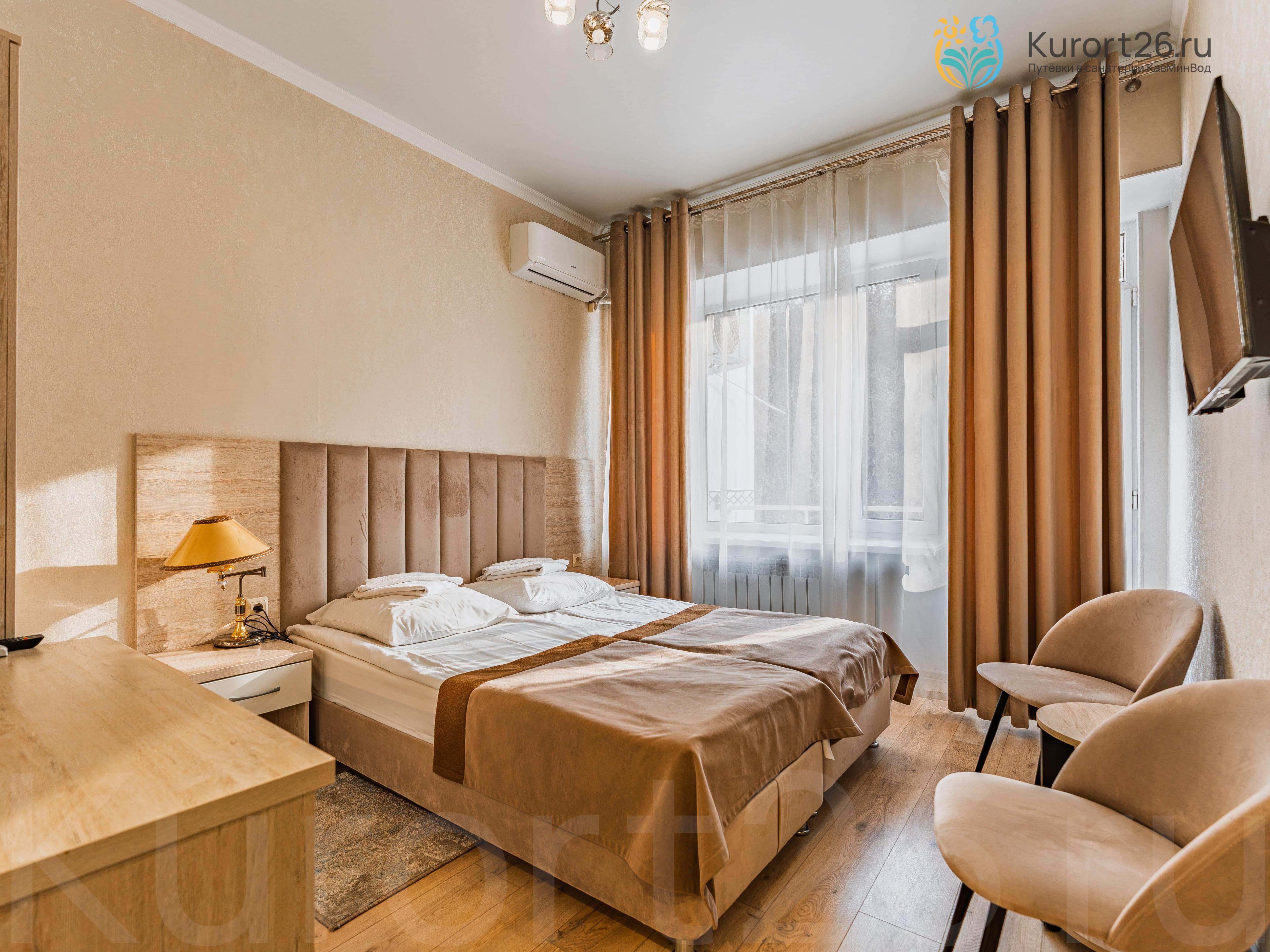  Санаторий «им. Димитрова» Кисловодск. Двухместный двухкомнатный номер 1 категории